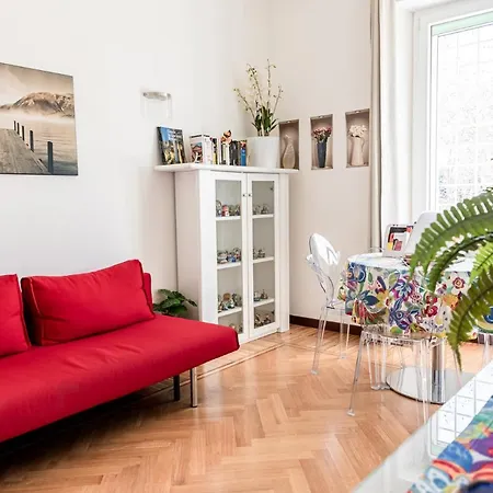 Sunny Hill Апартаменты *